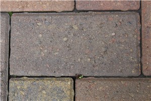 Bradstone Driveway 50mm Autumn Hue  -  Driveway is a stylish block paving which adds visual interest to any driveway. It’s as easy on the eye as it is on the pocket, combining affordability with exceptional durability making it perfect for driveways as well as patios and paths.