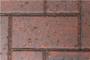 Bradstone Driveway 50mm Brindle  - Driveway is a stylish block paving which adds visual interest to any driveway. It’s as easy on the eye as it is on the pocket, combining affordability with exceptional durability making it perfect for driveways as well as patios and paths.