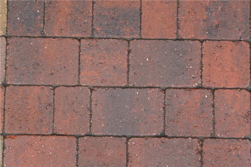 Woburn Rumbled brings a delightful cobble style block paving to any driveway. We still use the traditional method of rumbling which gives the most authentic finish on the whole block. This block paving features a weathered appearance and mottled effect, which helps create a sense of real period charm and character.