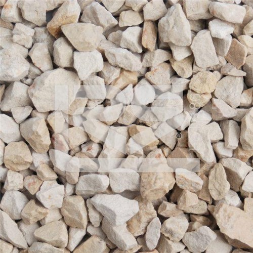 Mini Bag Cotswold Chippings - A light cream angular chipping which when wet is a darker attractive cream colour. Comes in a 25kg poly bag.
PLEASE NOTE a pallet charge will be included  when ordering maxi or mini bags in bulk quantities, however this is fully refundable once the pallet is returned back to depot along with the a copy of the receipt.