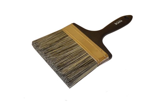 A blend of durable natural and synthetic bristle. Suitable for all paint on all surfaces. Traditional beavertail plastic handle for comfort.
