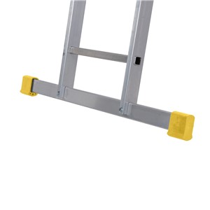 The 577 Series 2.45m triple section extension ladder is constructed using high grade aluminium and extends to 5.81m. Box section stiles provide added rigidity and sturdiness to ensure maximum performance on the job site. Features include unique wrap-around top clips with smooth-glide runners to reduce wear and tear, slip-resistant square shaped rungs, and a wide stabiliser for added safety during use. Approved to the latest EN131 standard. For Professional Use.