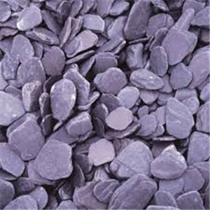 Bulk Bag - A natural slate which has a lovely mixture of purple and plum tones when wet, however when dry shows a pale grey colour with hints of plum throughout.